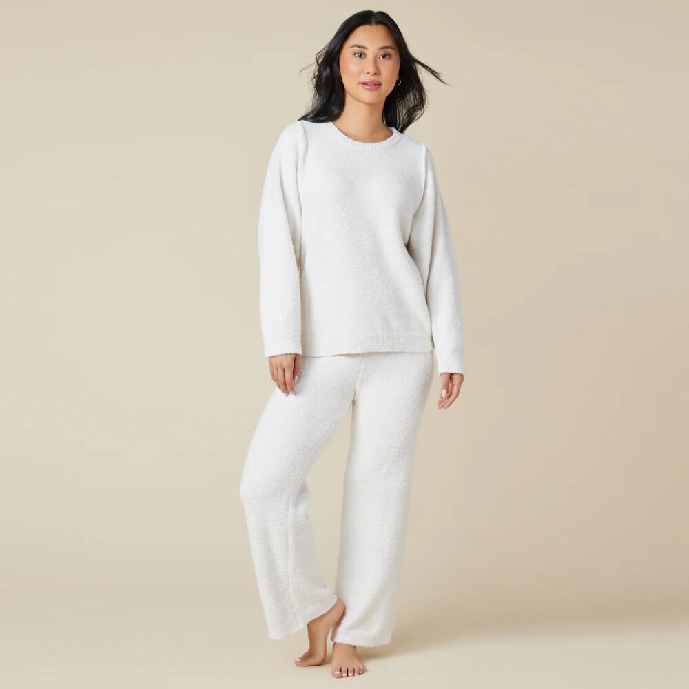 Softies Solid Marshmallow Reverse Seam Crew Neck Lounge Set in Almond Size Small